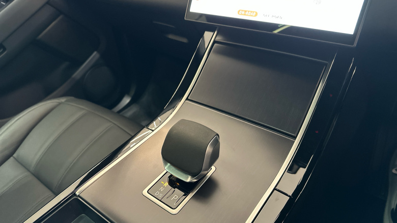 Land Rover Range Rover Evoque 2.0 D200 Dynamic SE 5dr Auto Diesel Hatchback